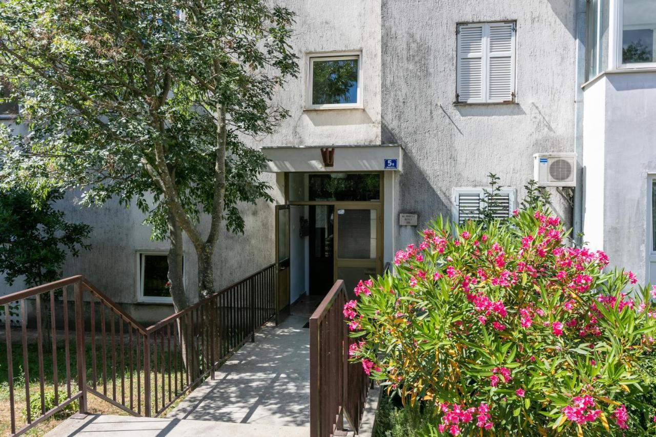 Apartment Pek تْسْغيكفانِتْسا المظهر الخارجي الصورة